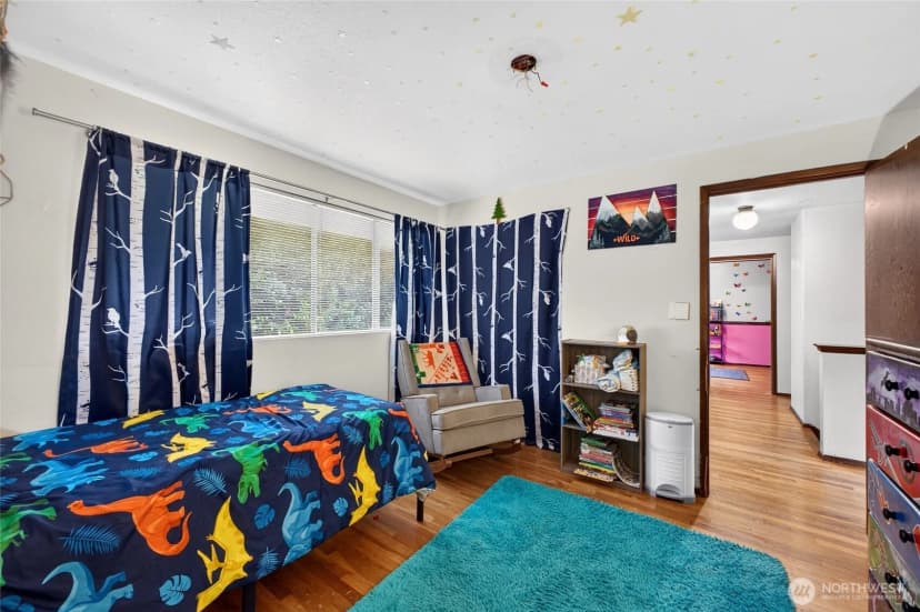 Property photo for 26523 Manchester Avenue, Kent photo 20