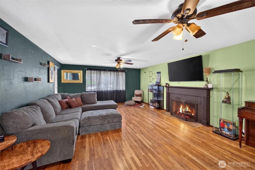 Property photo for 26523 Manchester Avenue, Kent photo 6