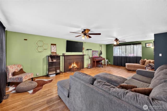 Property photo for 26523 Manchester Avenue, Kent photo 3