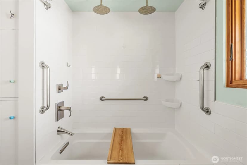 Property photo for 12015 Dayton Avenue N, Seattle photo 12
