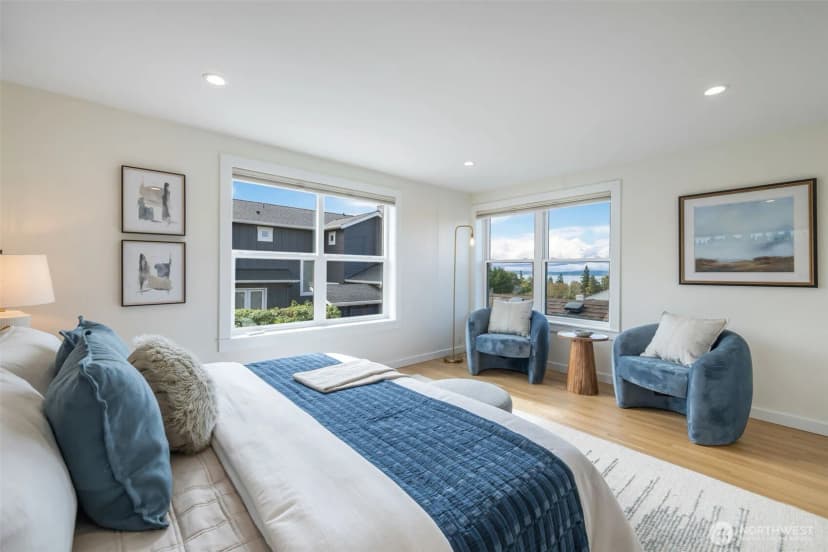 Property photo for 1908 29th Avenue W, Seattle photo 12