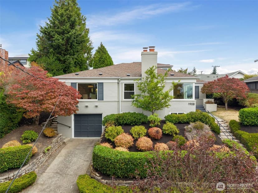 Property photo for 1908 29th Avenue W, Seattle photo 18