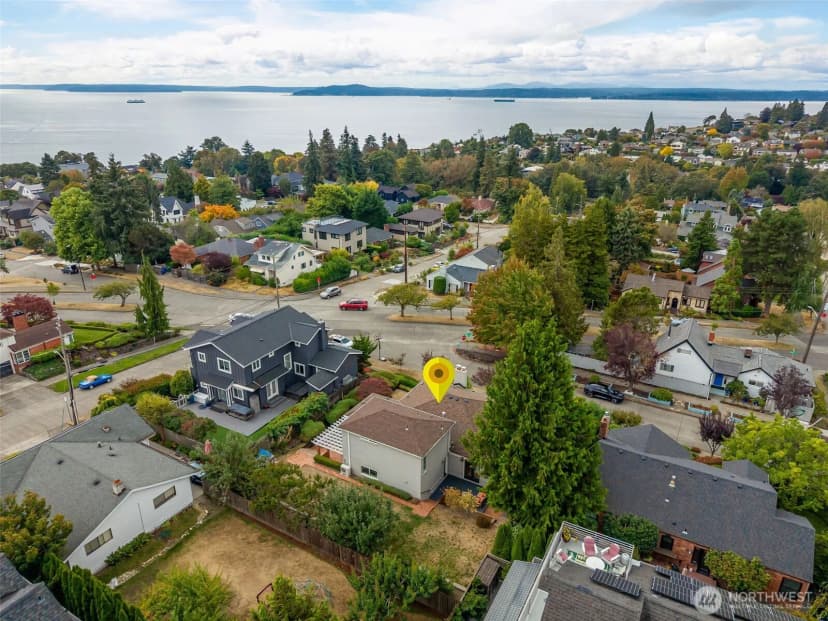 Property photo for 1908 29th Avenue W, Seattle photo 38