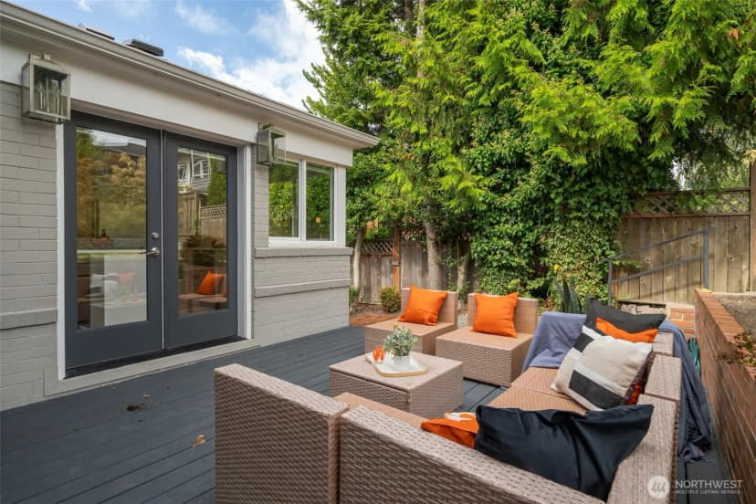 Property photo for 1908 29th Avenue W, Seattle photo 15