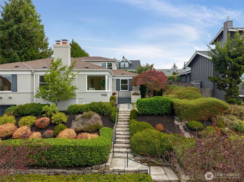 Property photo for 1908 29th Avenue W, Seattle photo 39