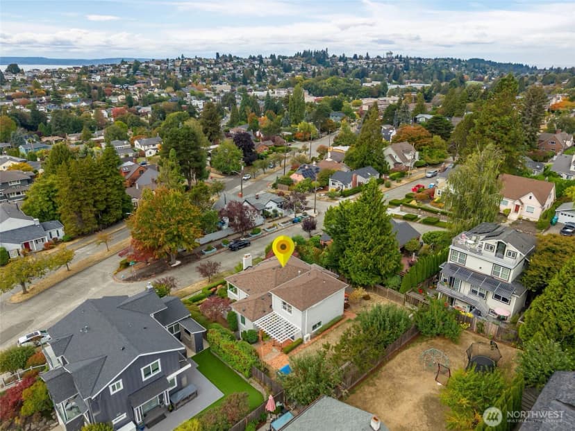 Property photo for 1908 29th Avenue W, Seattle photo 37