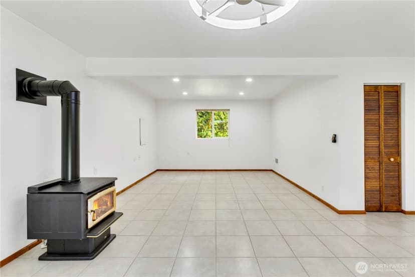 Property photo for 105 Peter Hagen Road Nw, Seabeck photo 25