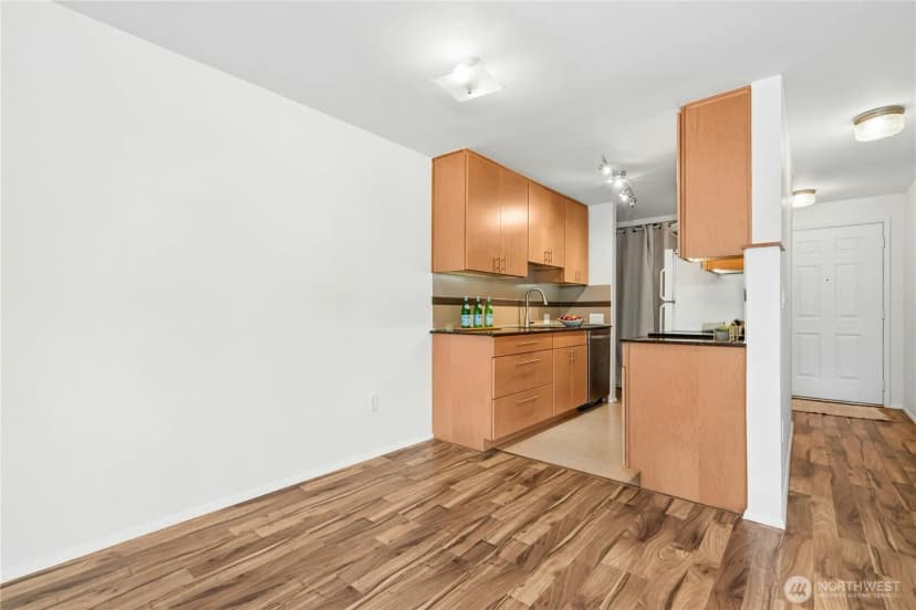 Property photo for 9255 Greenwood Avenue N #38, Seattle photo 12