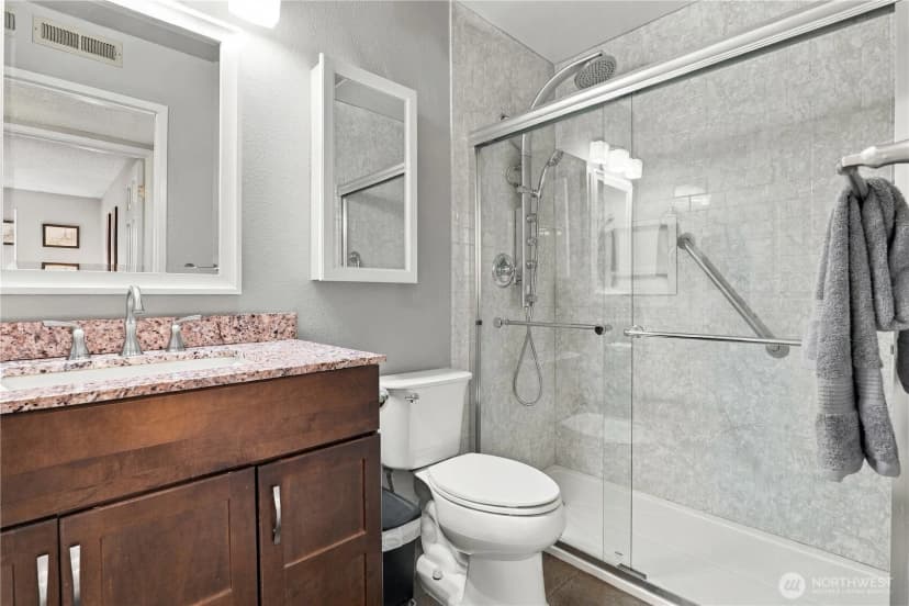 Property photo for 7340 Ne 142nd Place #unit A, Kirkland photo 16