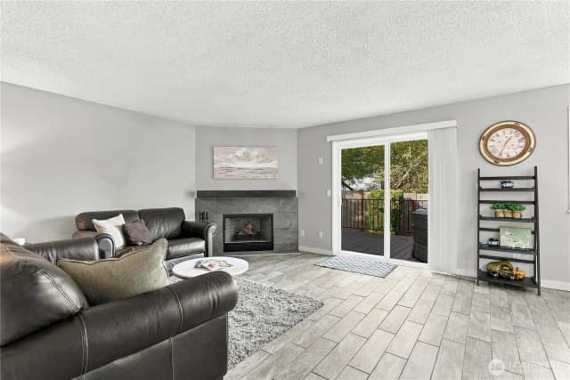 Property photo for 7340 Ne 142nd Place #unit A, Kirkland photo 2