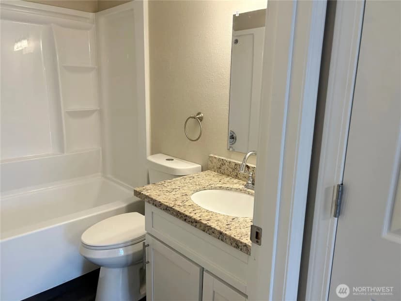 Property photo for 34034 1st Place S #g, Federal Way photo 6
