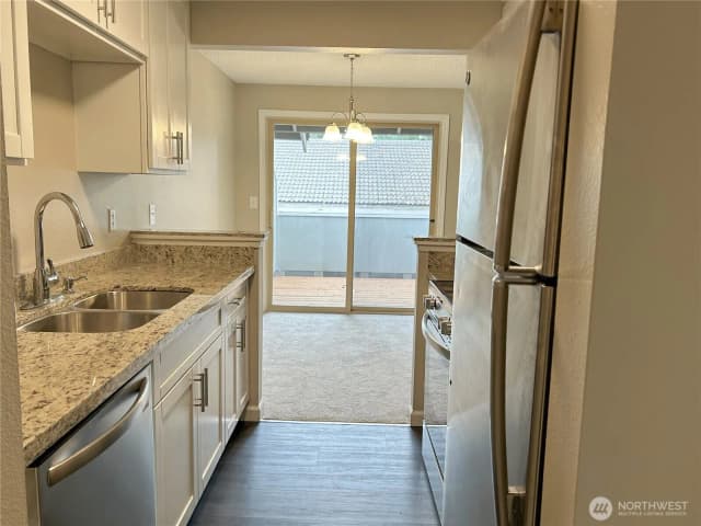 Property photo for 34034 1st Place S #g, Federal Way photo 3