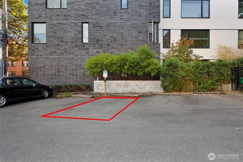 Property photo for 214 16th Avenue E #102, Seattle photo 25