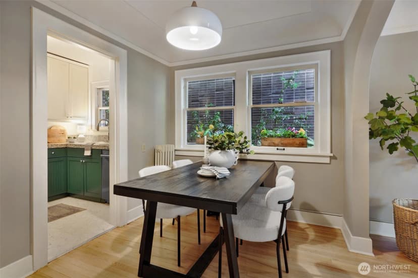 Property photo for 214 16th Avenue E #102, Seattle photo 12