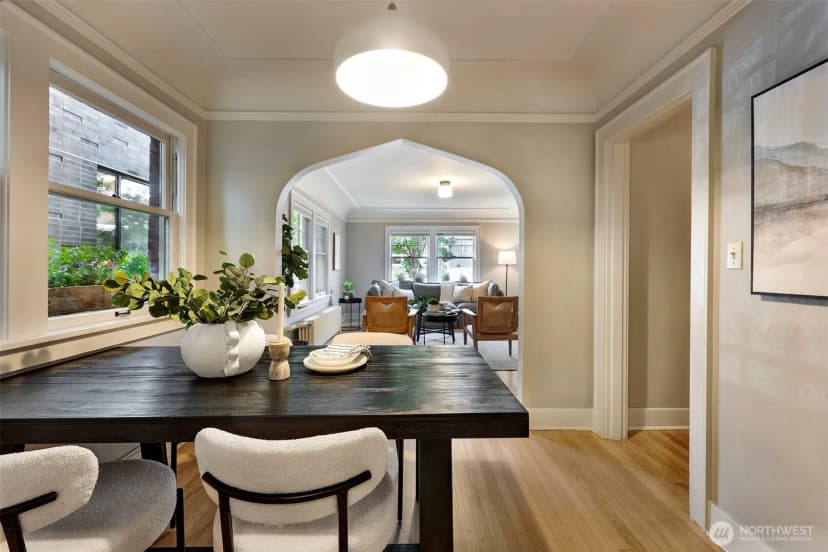Property photo for 214 16th Avenue E #102, Seattle photo 11