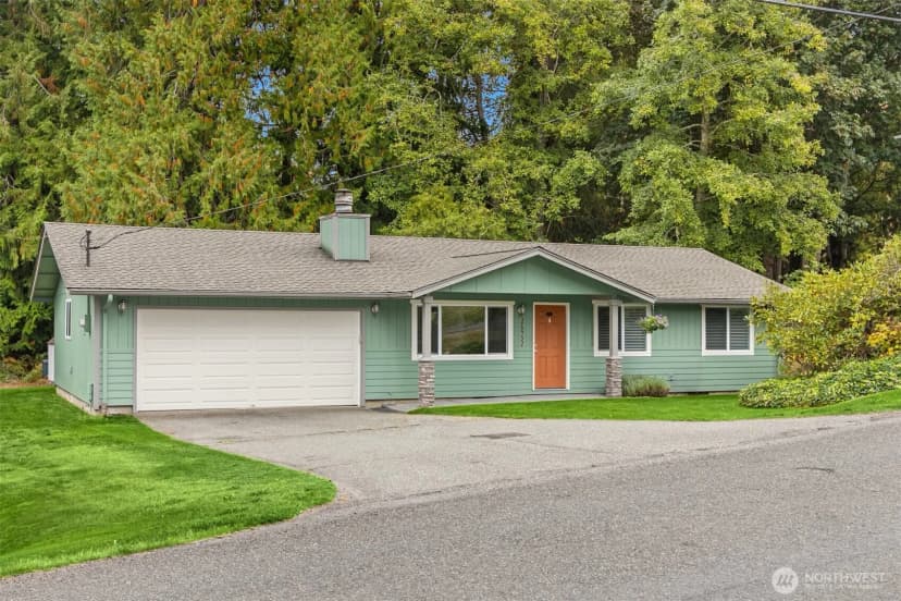 Property photo for 26452 Edgewater Boulevard Nw, Poulsbo