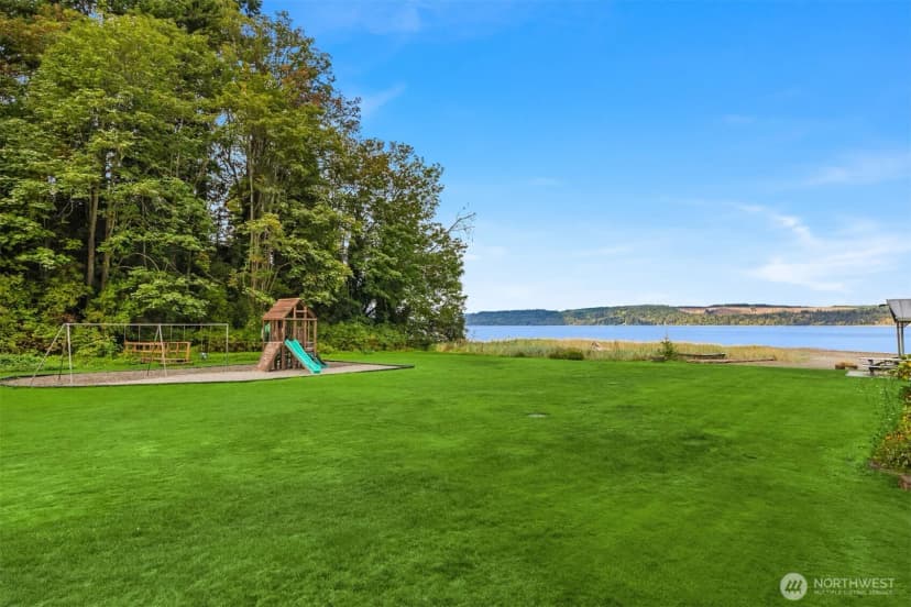 Property photo for 26452 Edgewater Boulevard Nw, Poulsbo photo 25