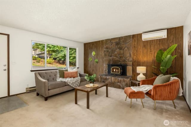 Property photo for 26452 Edgewater Boulevard Nw, Poulsbo photo 4