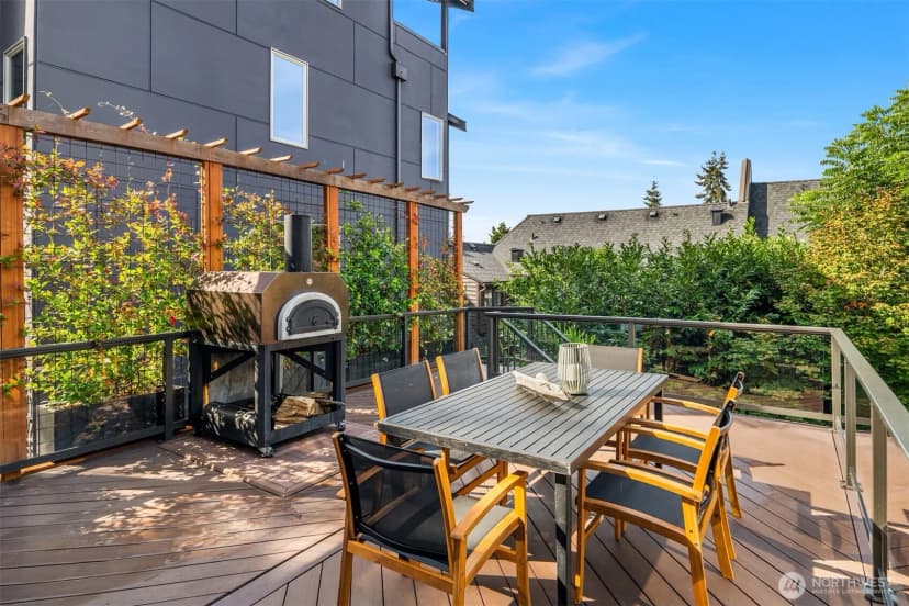 Property photo for 719 Belmont Place E, Seattle photo 14