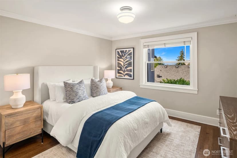 Property photo for 719 Belmont Place E, Seattle photo 17