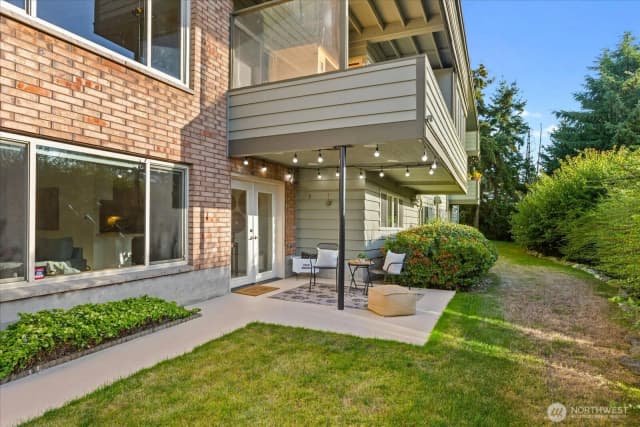 Property photo for 220 Alder Street #1, Edmonds photo 2