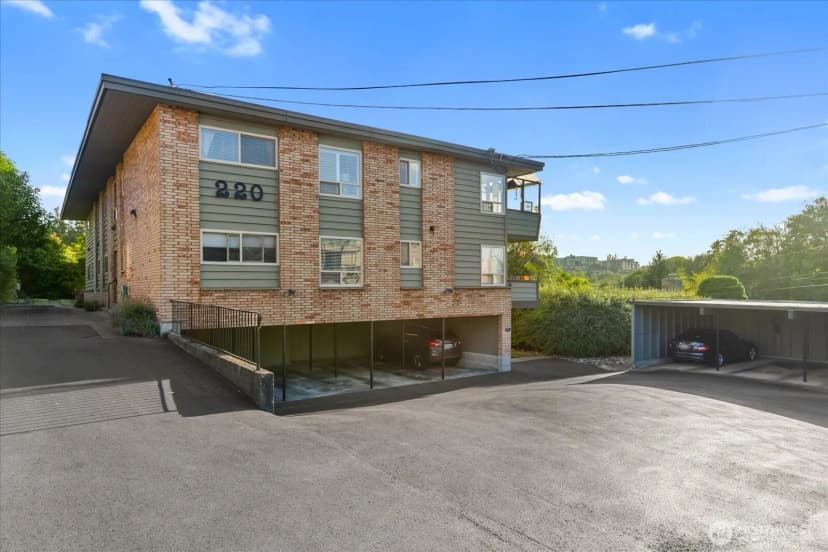 Property photo for 220 Alder Street #1, Edmonds photo 32