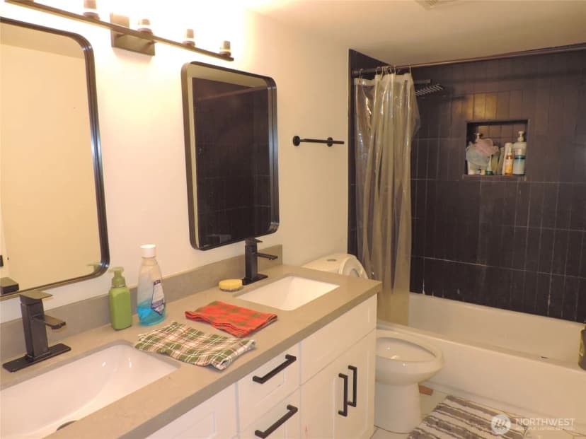 Property photo for 3421 S 263rd Street, Kent photo 11
