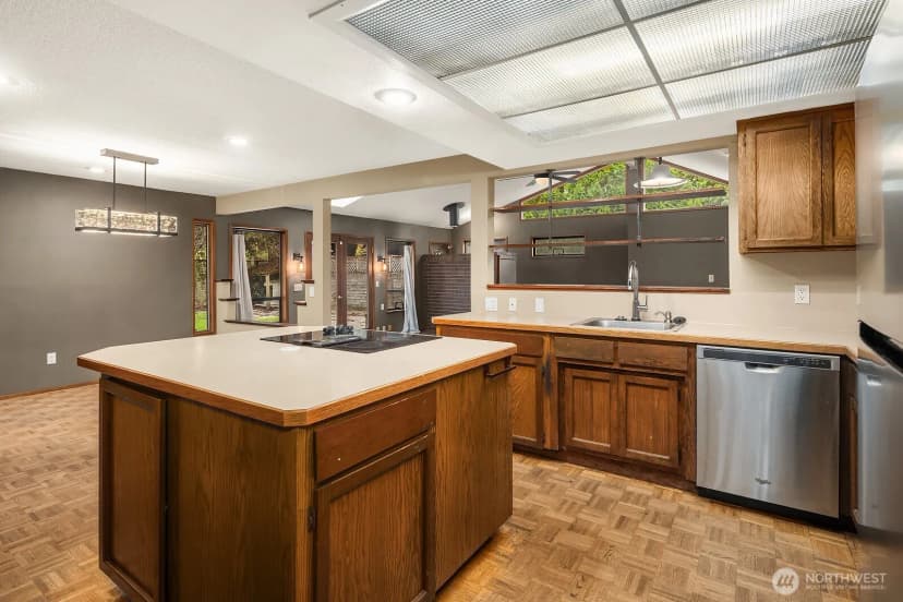 Property photo for 21805 Se 4th Street, Sammamish photo 8