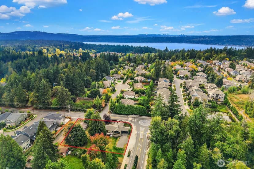 Property photo for 21805 Se 4th Street, Sammamish photo 29
