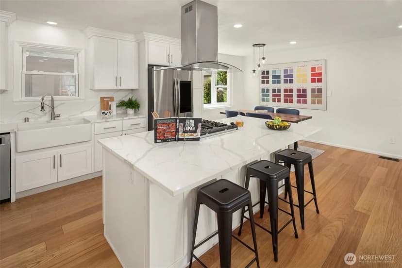 Property photo for 635 Sw 130th Street, Burien photo 8
