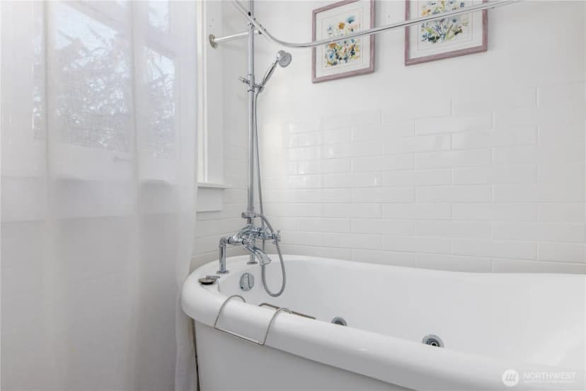 Property photo for 1415 N Steele Street, Tacoma photo 13