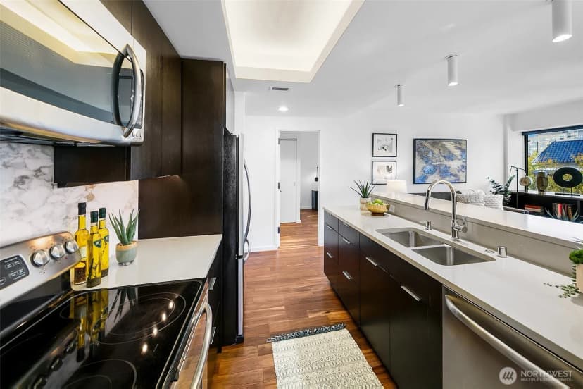 Property photo for 1301 Spring Street #5a, Seattle photo 8