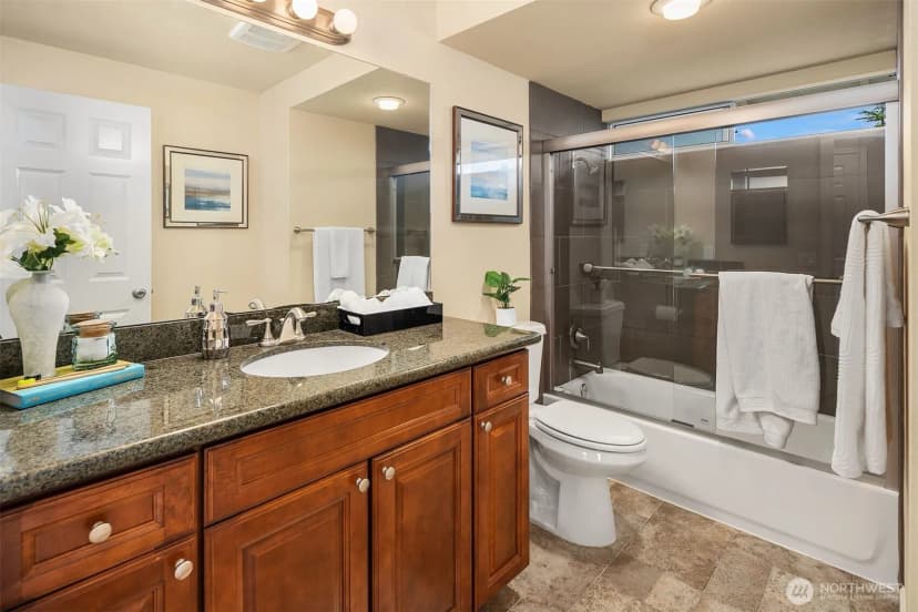Property photo for 14432 86th Place Ne, Kirkland photo 15