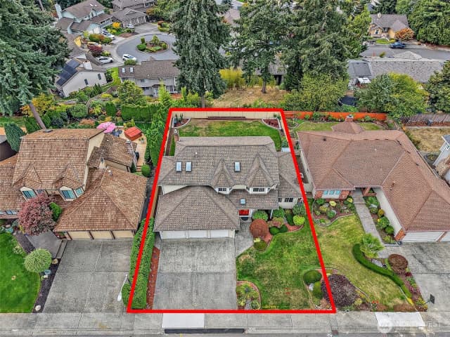 Property photo for 32229 11th Avenue Sw, Federal Way photo 2