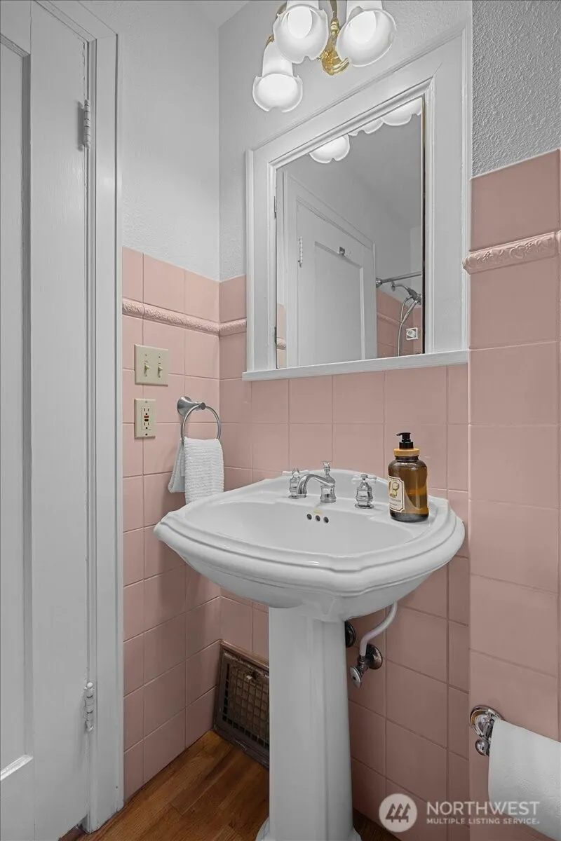Property photo for 3416 N 27th Street, Tacoma photo 11