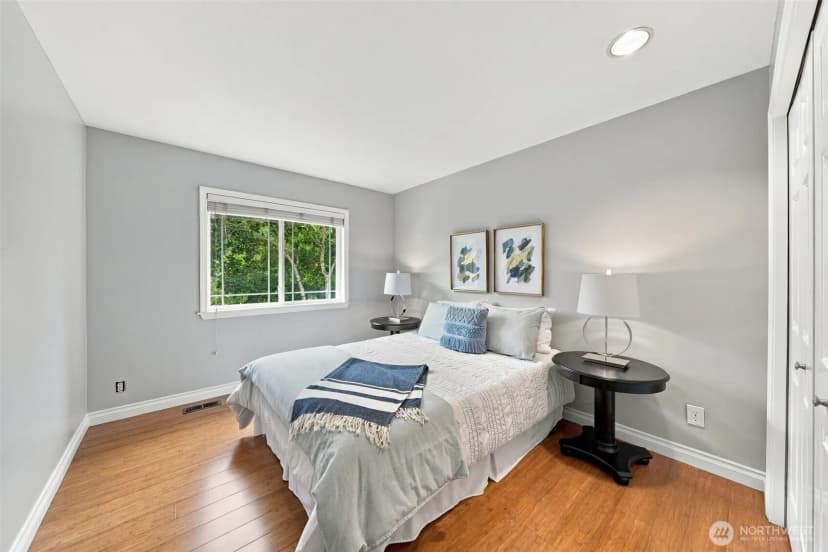 Property photo for 1803 229th Avenue Ne, Sammamish photo 16