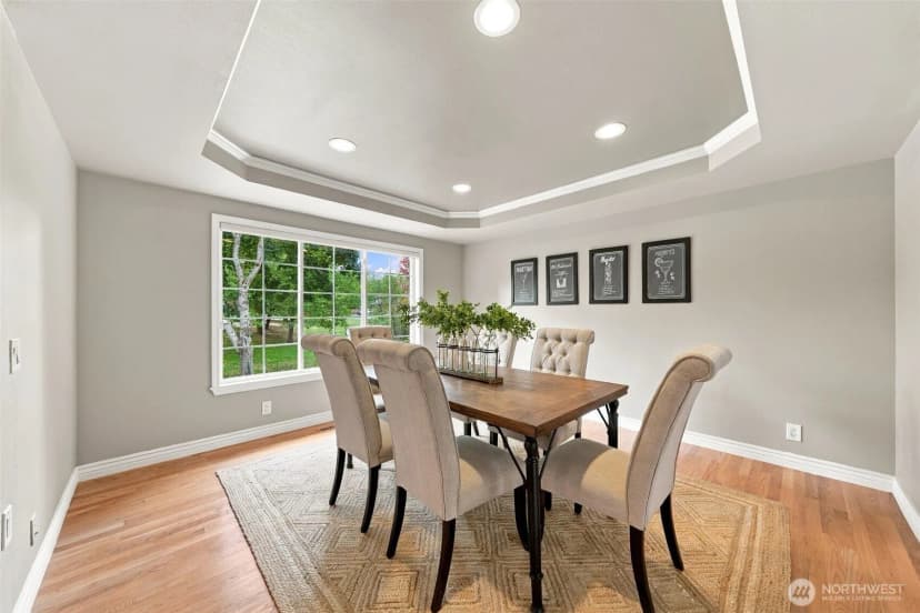 Property photo for 1803 229th Avenue Ne, Sammamish photo 5