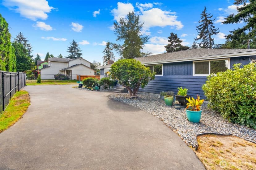 Property photo for 2530 57th Avenue Ne, Tacoma photo 37
