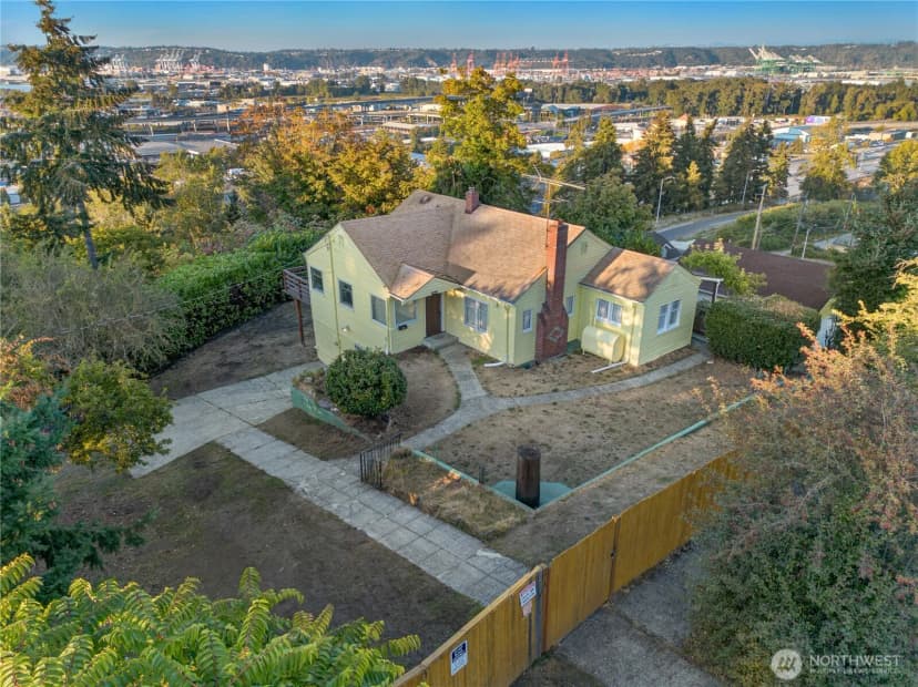 Property photo for 2819 E K Street, Tacoma photo 3