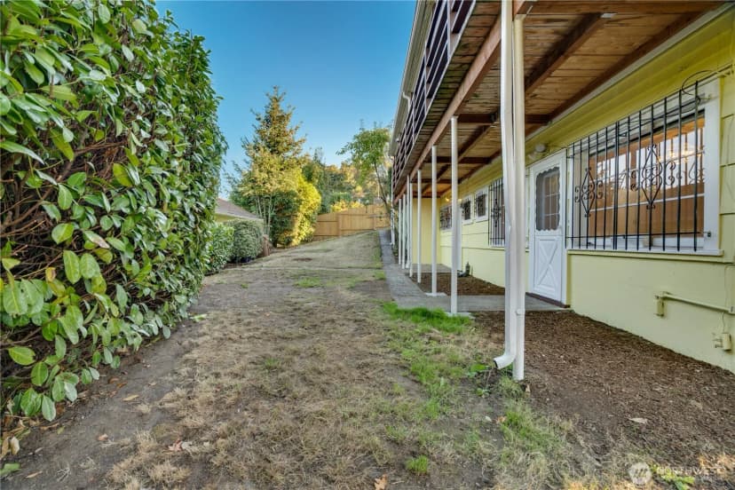 Property photo for 2819 E K Street, Tacoma photo 20