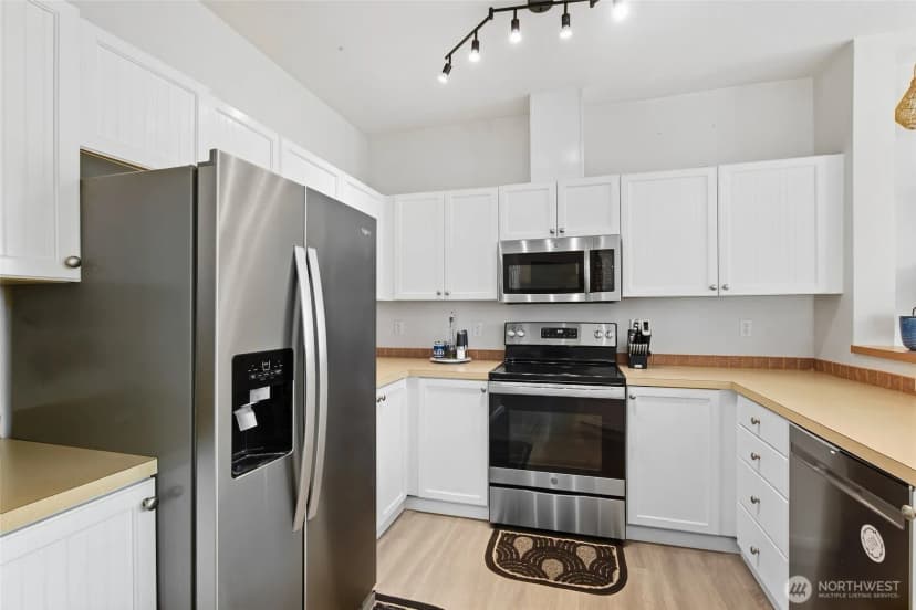 Property photo for 1500 S 18th Street #s101, Renton photo 11