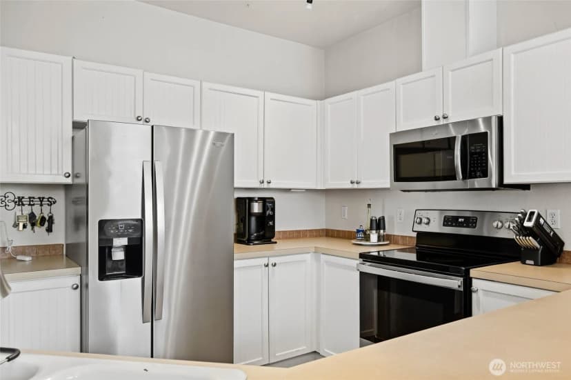 Property photo for 1500 S 18th Street #s101, Renton photo 13