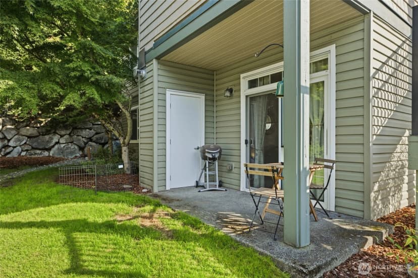 Property photo for 1500 S 18th Street #s101, Renton photo 27