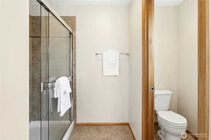 Property photo for 1118 S 36 Street, Renton photo 27
