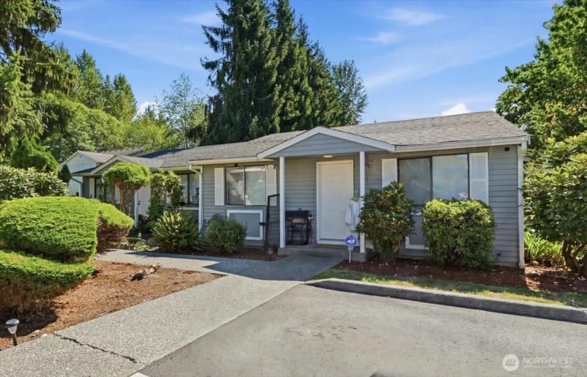 Property photo for 406 E Pioneer Street #e, Granite Falls