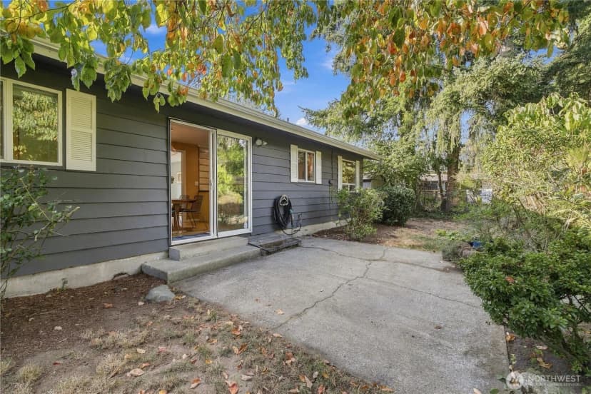 Property photo for 22221 92nd Avenue W, Edmonds photo 8