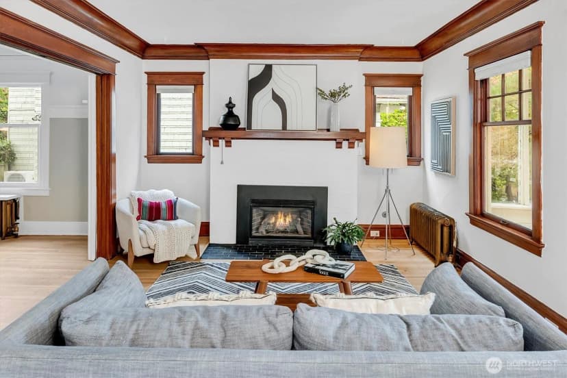 Property photo for 3312 Hunter Boulevard S, Seattle photo 6
