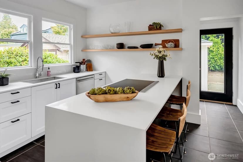 Property photo for 3312 Hunter Boulevard S, Seattle photo 17
