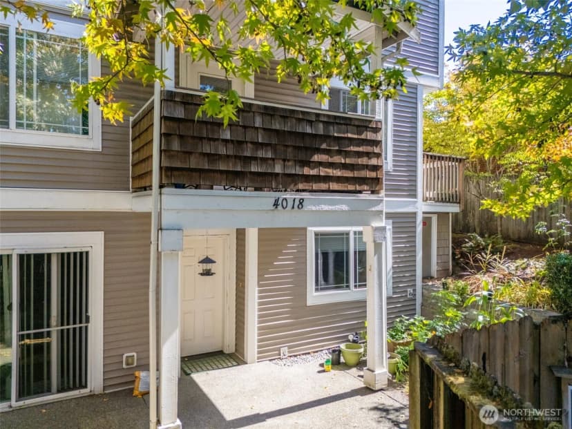 Property photo for 4018 California Avenue Sw, Seattle photo 27