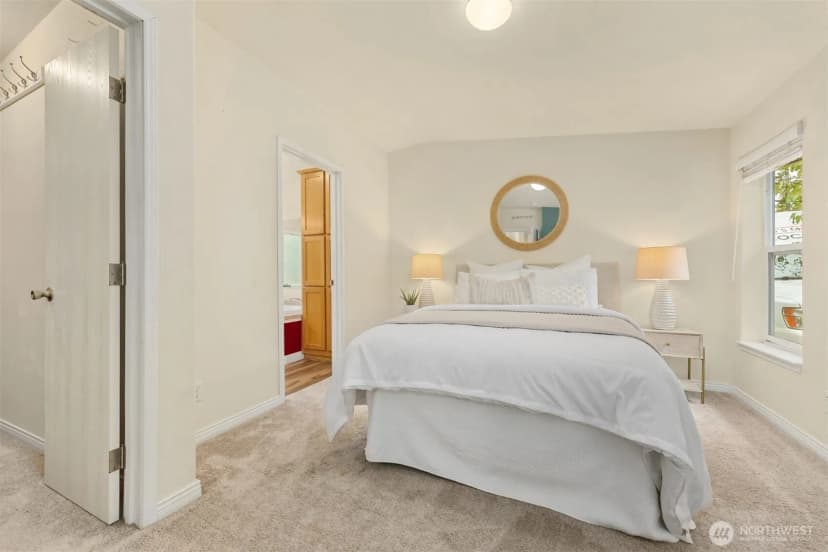 Property photo for 216 Madrona Way Ne, Bainbridge Island photo 9